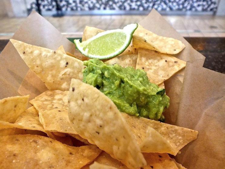 Tortilla Chips with dip